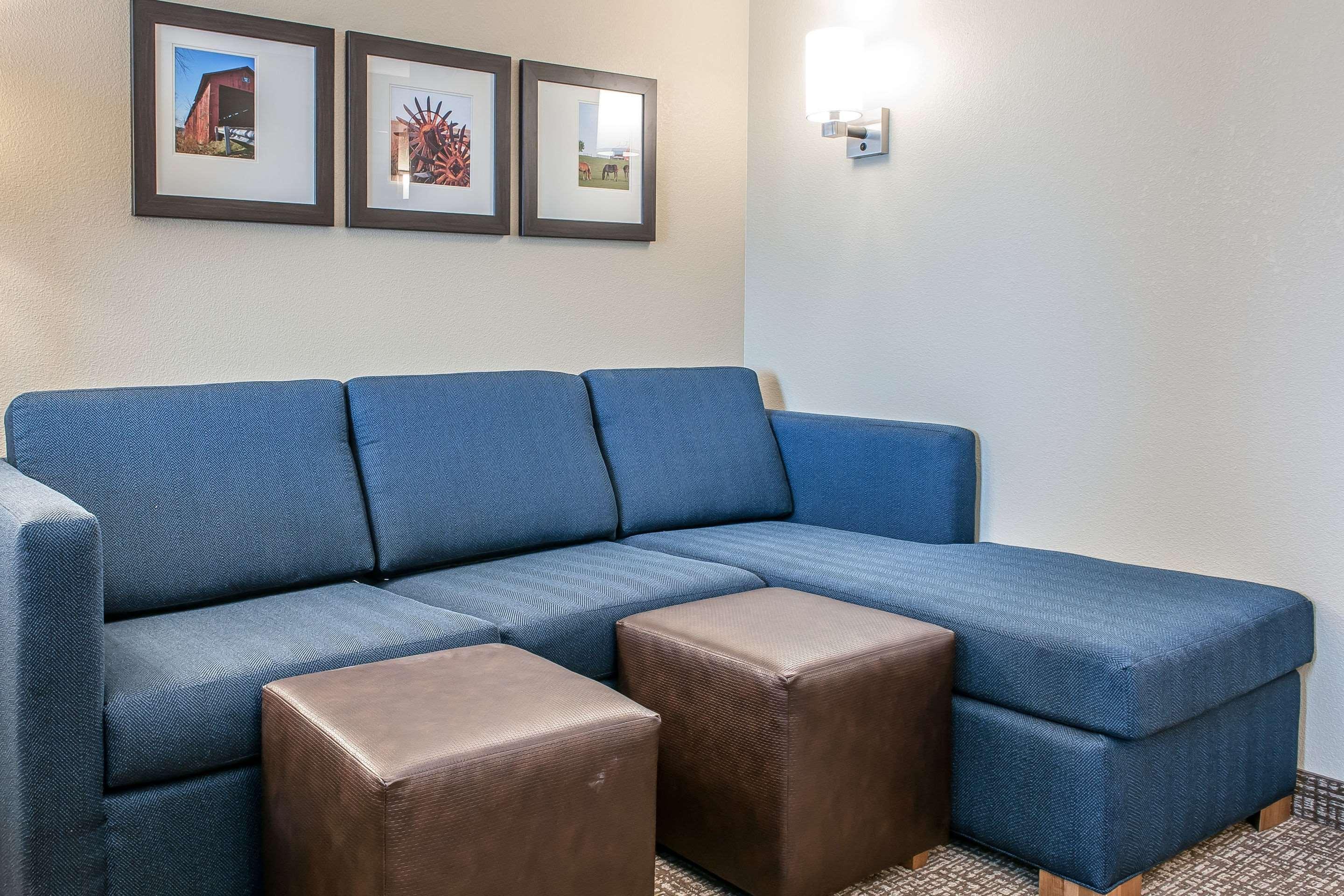 คอมฟอร์ต สวีทส์ Hotel Rensselaer ภายนอก รูปภาพ