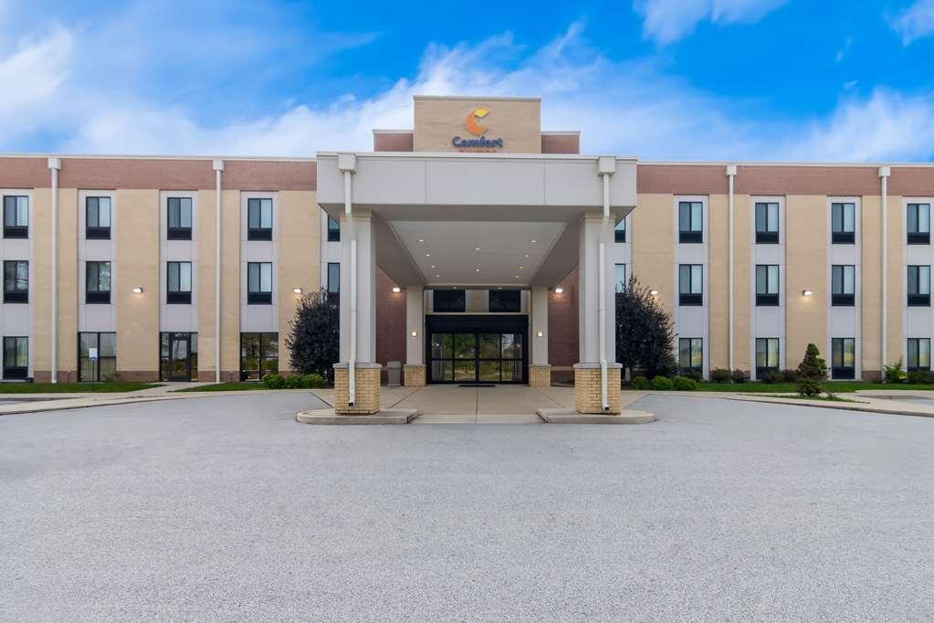 คอมฟอร์ต สวีทส์ Hotel Rensselaer ภายนอก รูปภาพ