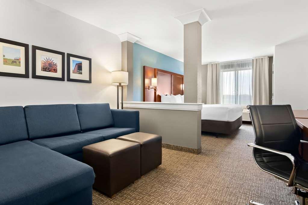 คอมฟอร์ต สวีทส์ Hotel Rensselaer ห้อง รูปภาพ
