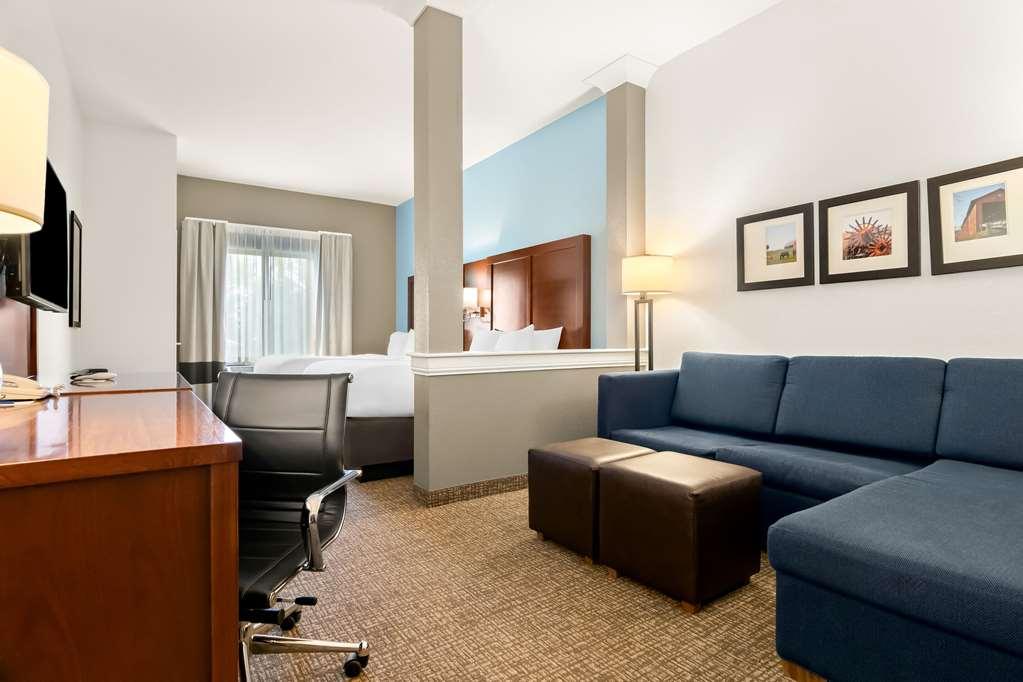 คอมฟอร์ต สวีทส์ Hotel Rensselaer ห้อง รูปภาพ