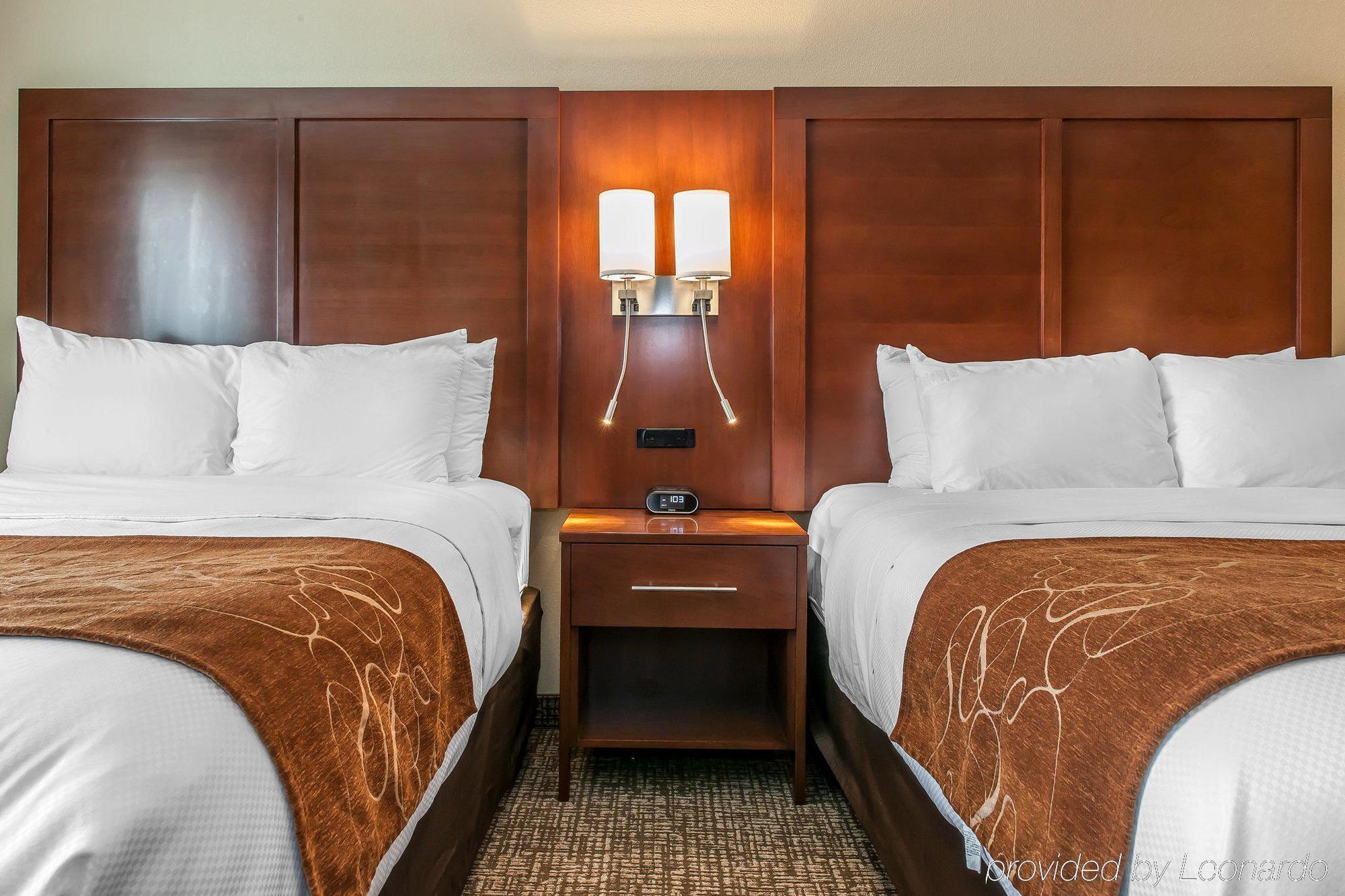 คอมฟอร์ต สวีทส์ Hotel Rensselaer ภายนอก รูปภาพ