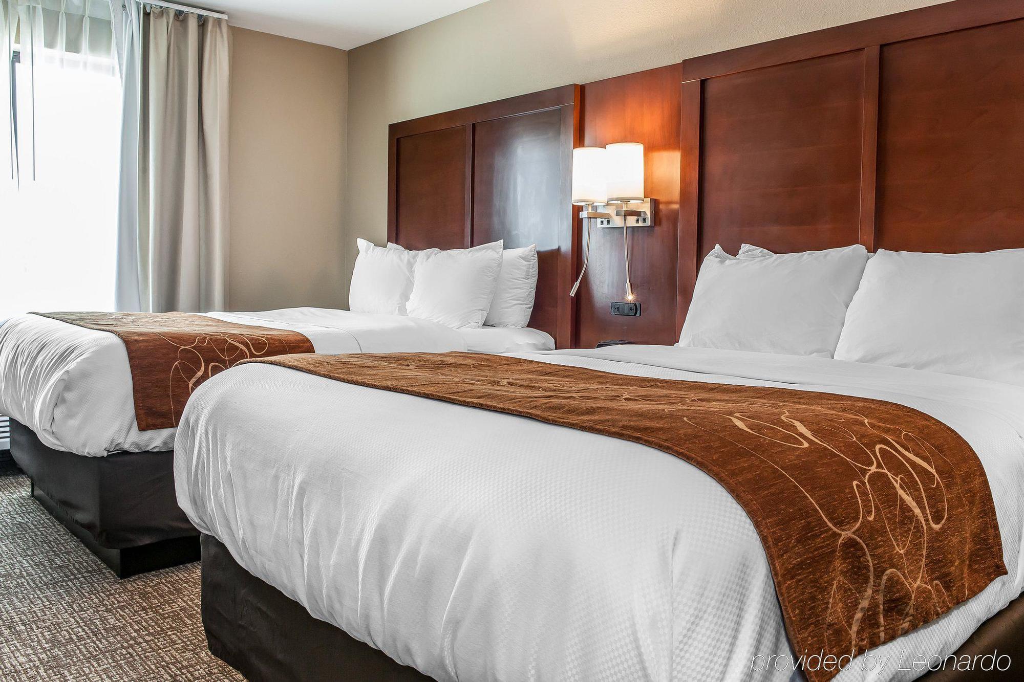 คอมฟอร์ต สวีทส์ Hotel Rensselaer ภายนอก รูปภาพ